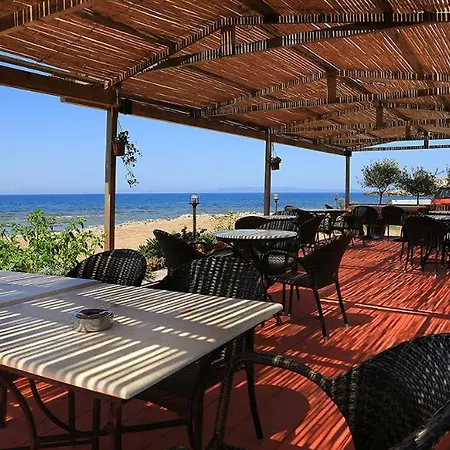 Xenios 2* Agios Nikolaos (Mani)